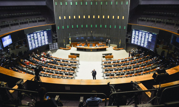 Câmara conclui votação do novo marco legal do gás