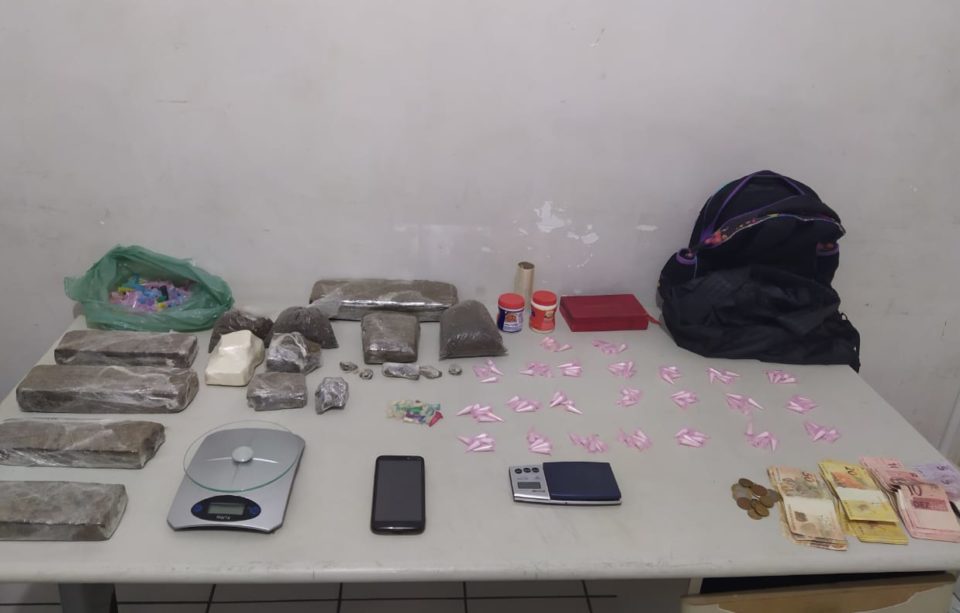 Mãe e filho são presos com drogas no Marajó