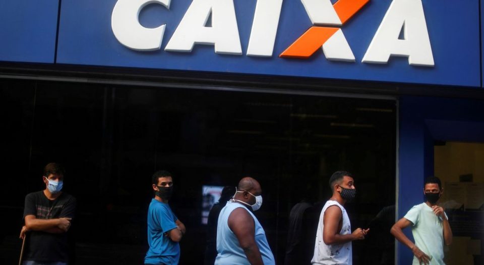 Caixa paga auxílio emergencial a nascidos em julho