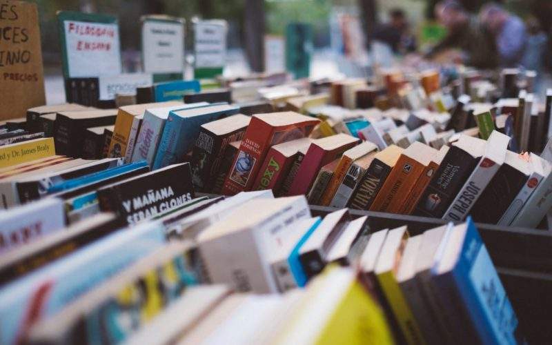 Feira do Livro da Unesp dá descontos de pelo menos 50%