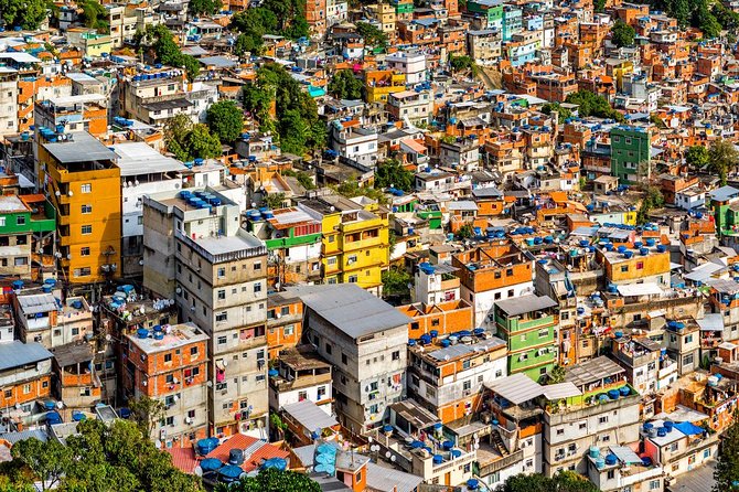 E-commerce supera desafios e chega às favelas