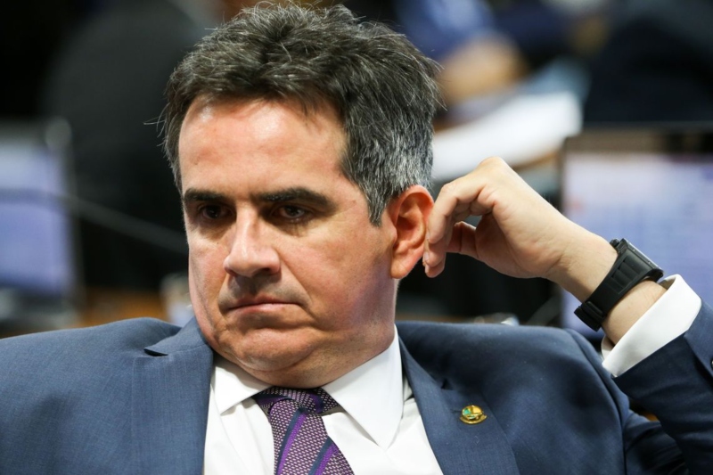 Bolsonarista, Ciro quer incluir governadores e prefeitos na CPI