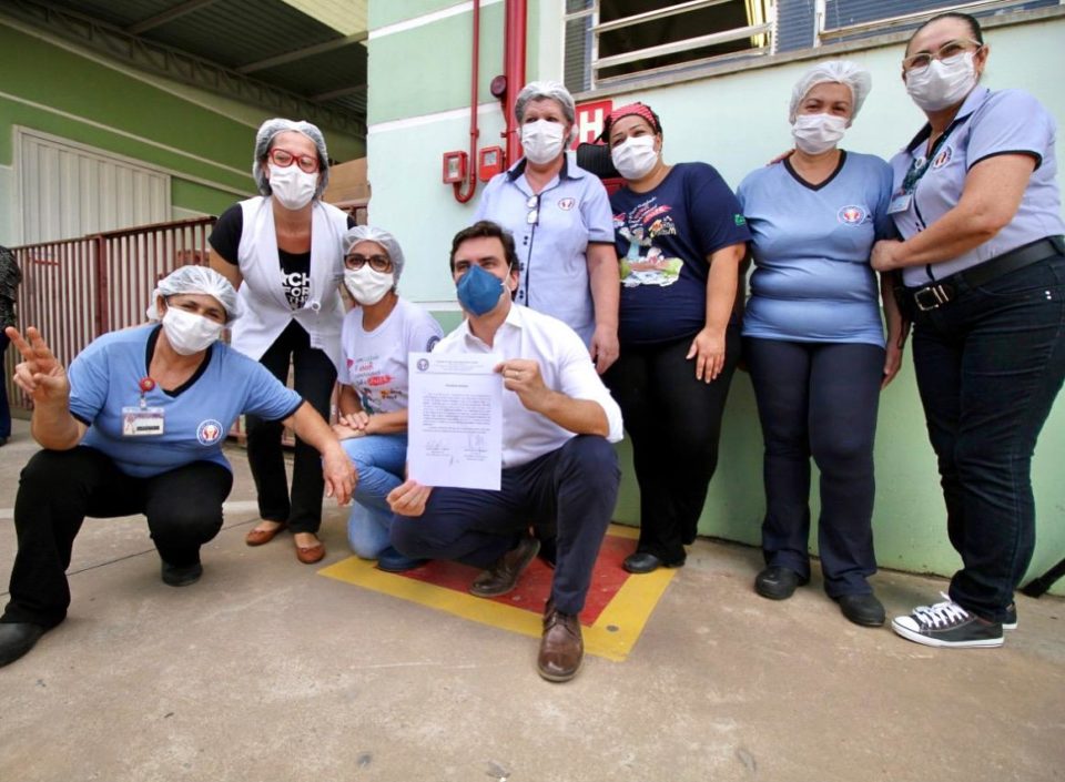 Vinicius autoriza obra da nova cozinha e refeitório da Santa Casa