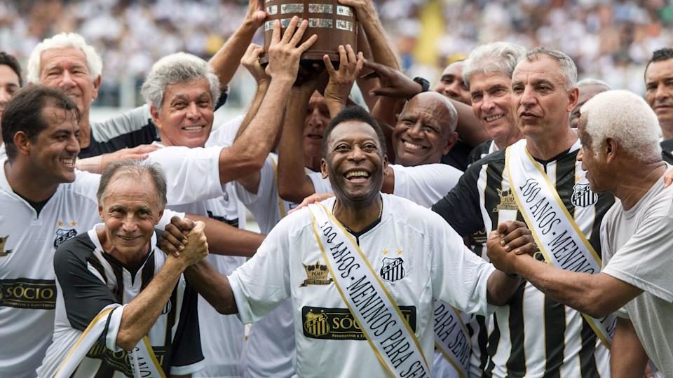 Pelé parabeniza Santos pelos 109 anos do clube