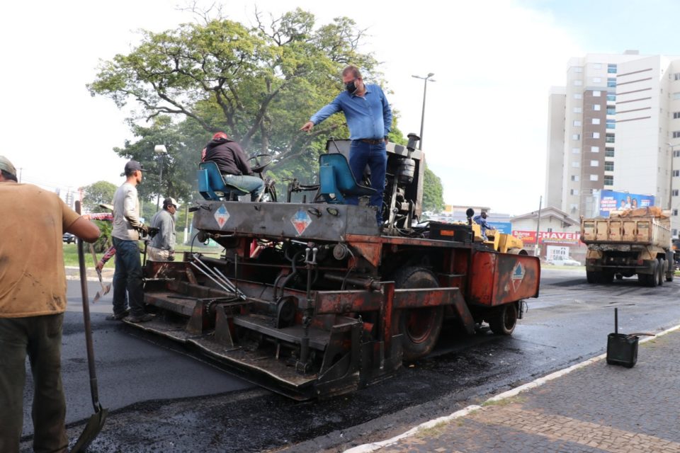 Prefeitura conclui recape completo da rua Inconfidência