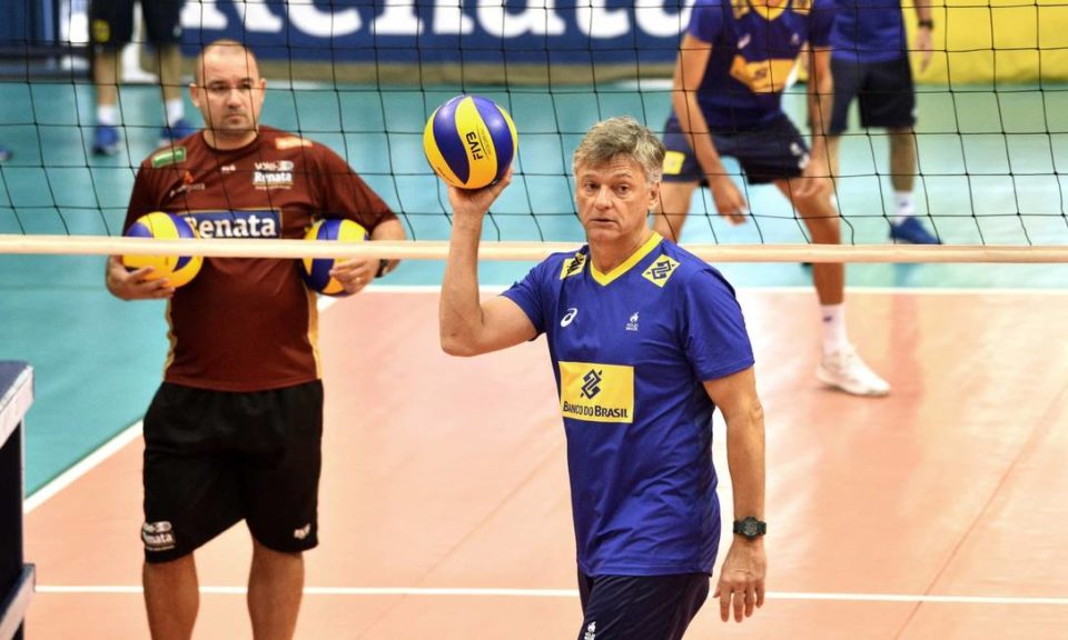 Internado com covid-19, Renan Dal Zotto é intubado