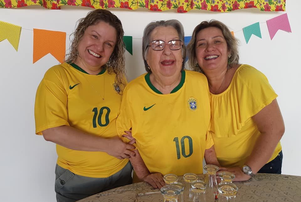 No Dia das Mães, filhos homenageiam as que enfrentaram a Covid