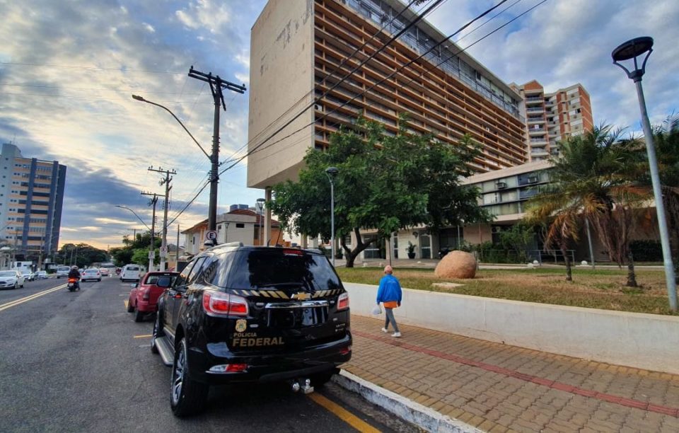 Operação investiga corrupção no setor de licitações da Prefeitura