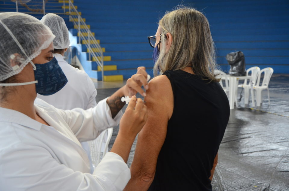 Marília pode ter 70% da população vacinada até fevereiro de 2022