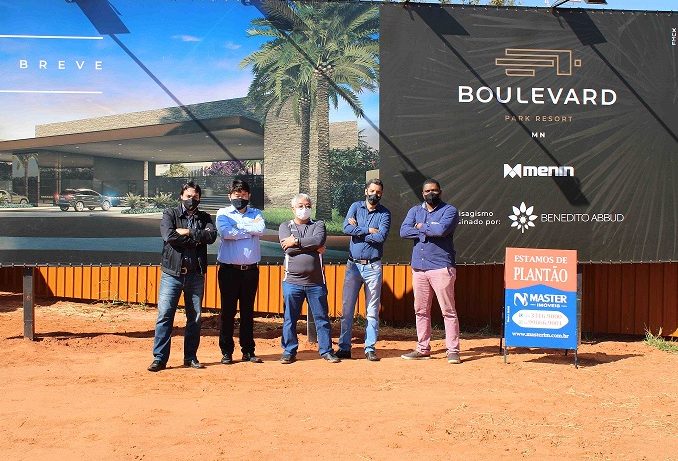 Master realiza plantão de vendas no Boulevard Park Resort