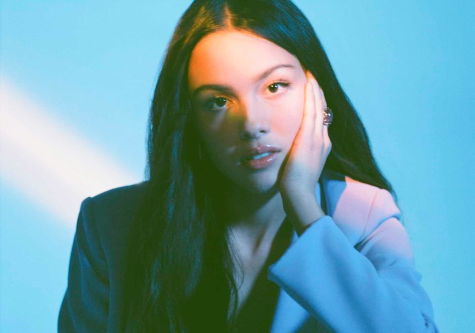 Olivia Rodrigo é a única a ter quatro hits no Top 10 da Billboard 200