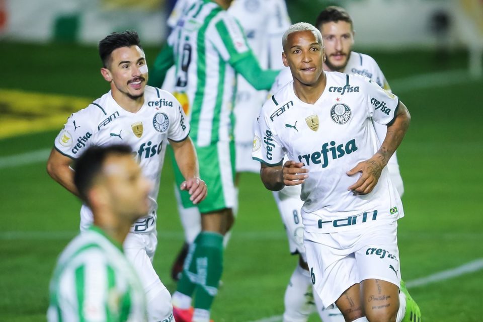 Palmeiras resolve no 2º tempo e faz 3 a 0 no Juventude