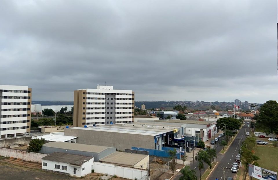 Semana será de chuva e queda na temperatura em Marília