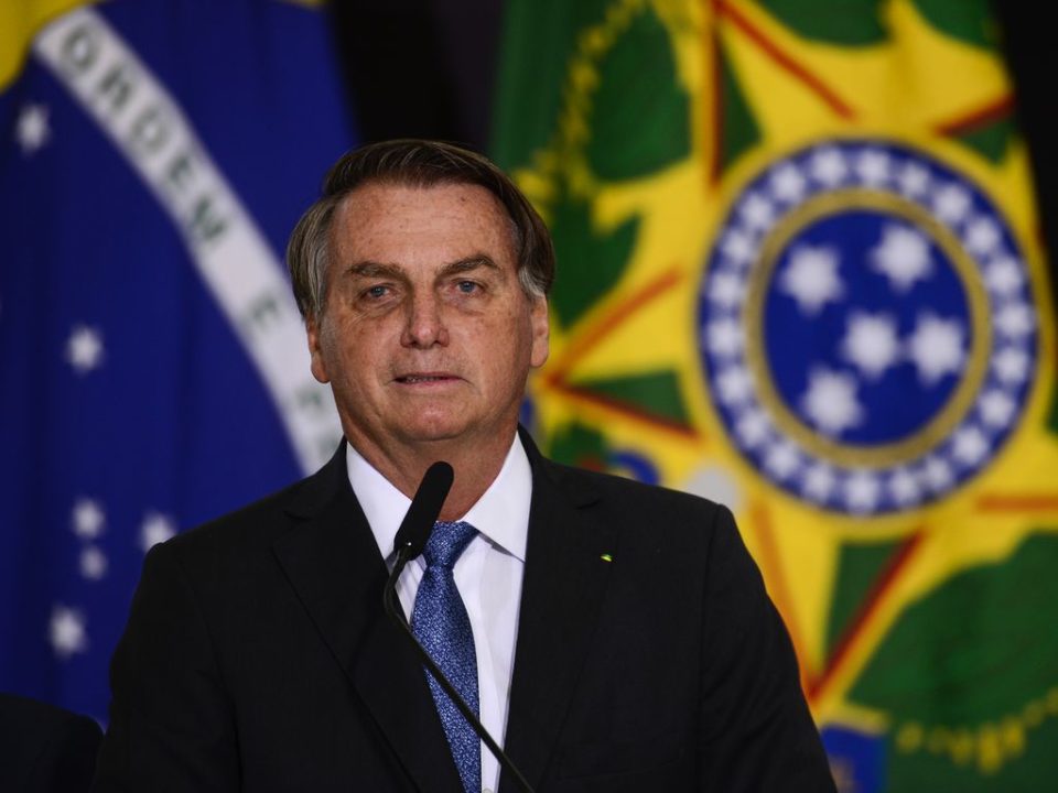 Bolsonaro volta a reconhecer problema de inflação