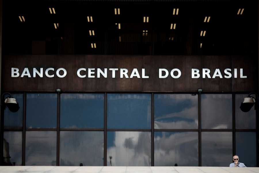 STF volta a julgar no dia 25 lei de autonomia do Banco Central