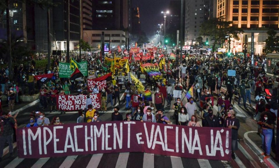 Volta às ruas para novas manifestações divide oposição a Bolsonaro