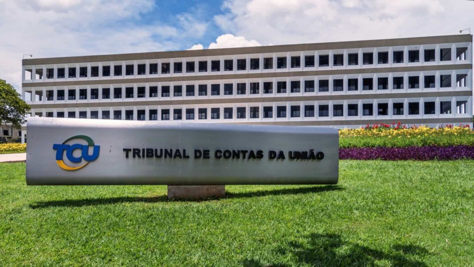 TCU investigará bloqueio de R$ 5 bilhões para a ciência