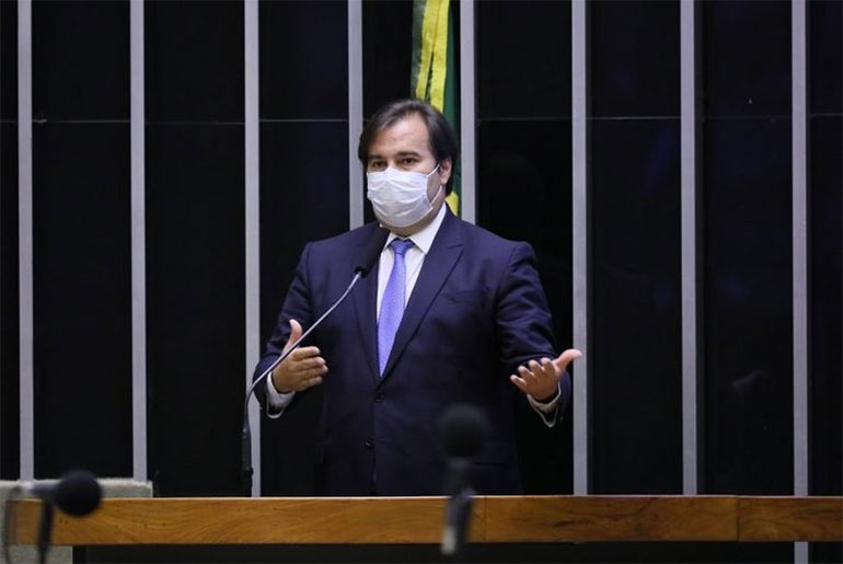 Brasil está virando uma Venezuela, diz Maia sobre caso Pazuello