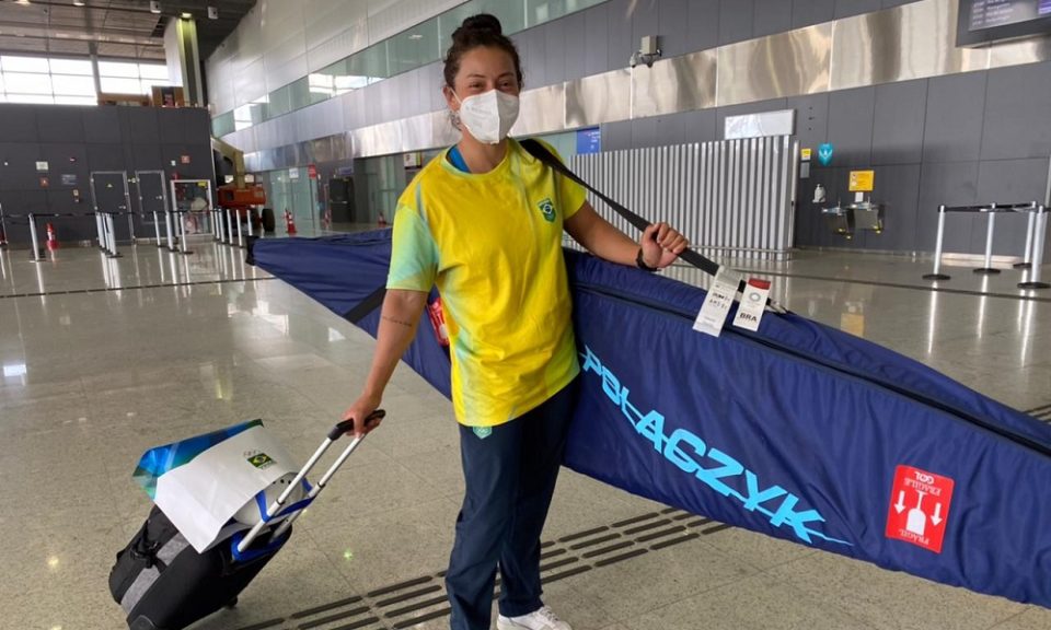 Ana Sátila é a 1ª atleta brasileira a embarcar para Tóquio