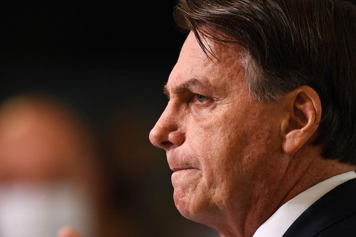 Bolsonaro diz que fará ‘pequena mudança ministerial’