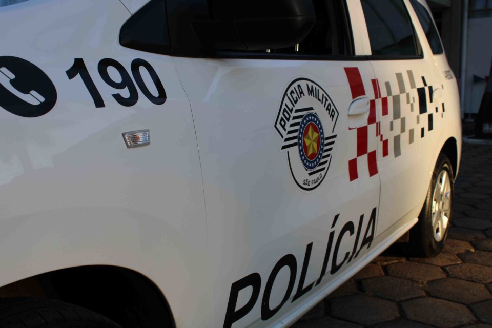 Homem é morto com facada durante churrasco em família