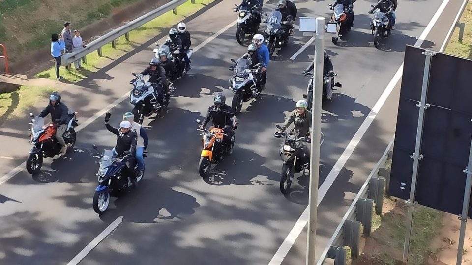 Bolsonaro participa de passeio de motocicleta em Prudente