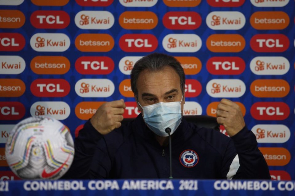 Técnico do Chile admite dificuldades para parar Neymar