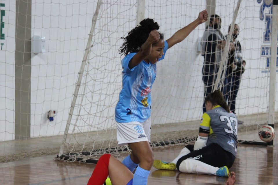 SELJ/MAC goleia na estreia da Copa Estadual de Futsal Feminino