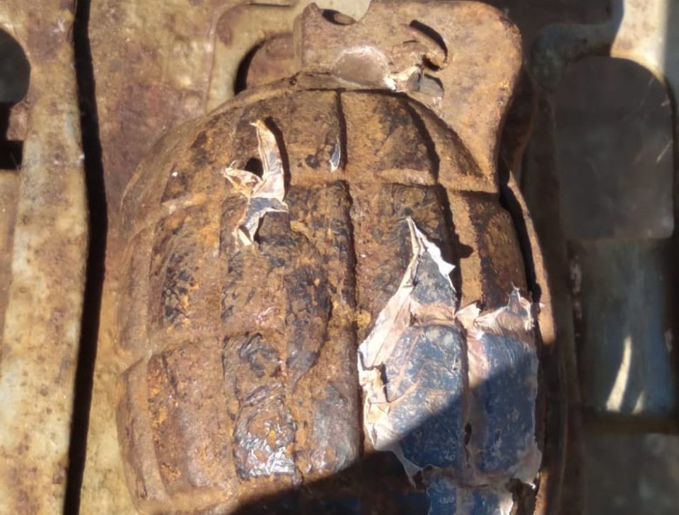 Metalúrgico leva granada para casa e Gate é acionado