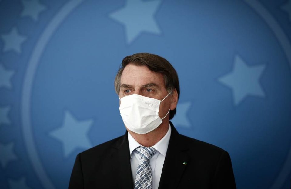 Bolsonaro põe Centrão na Casa Civil e recria Trabalho