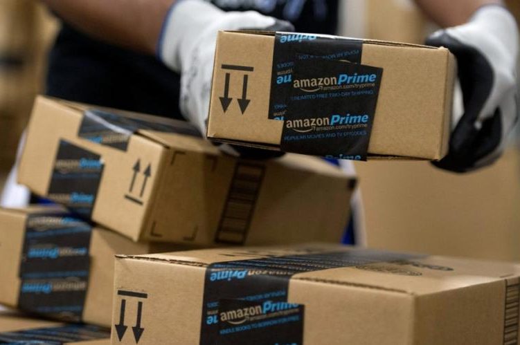 Amazon lança entrega Prime gratuita em um dia