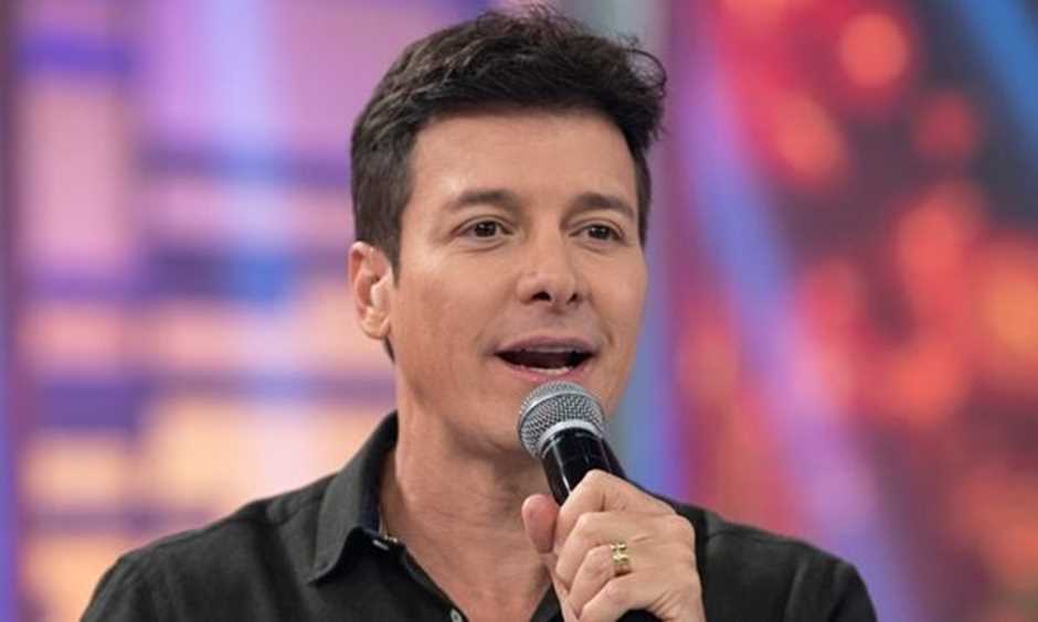 Rodrigo Faro estreia game show ‘Paredão dos Famosos’