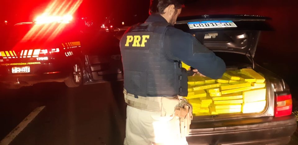PRF prende homem com 342 kg de maconha na BR-153