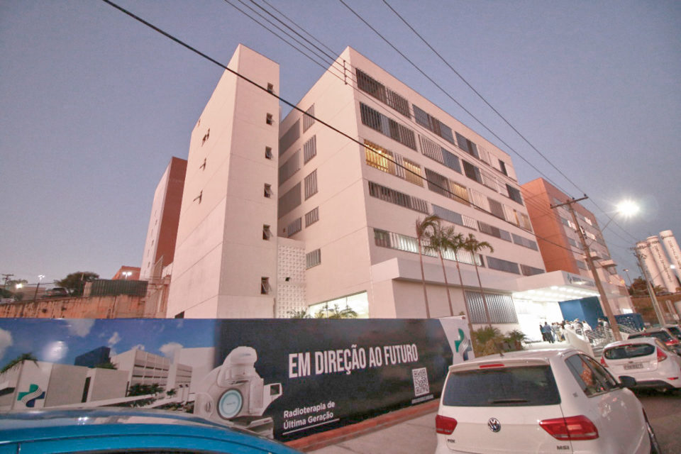 Hospital Oncológico da Unimar é inaugurado e aguarda SUS