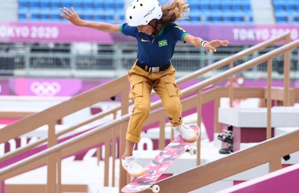 Crescimento do skate tem escolas com filas de espera