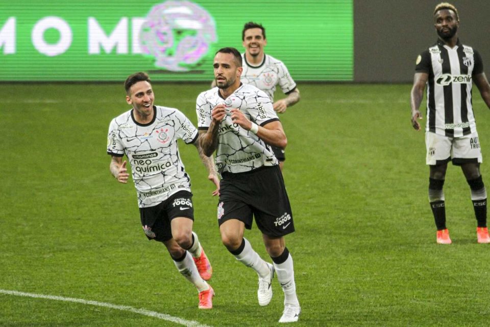 Corinthians vence o Ceará com golaço de Renato Augusto