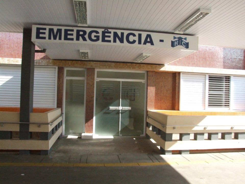Homem morre no Hospital das Clínicas após acidente de trabalho