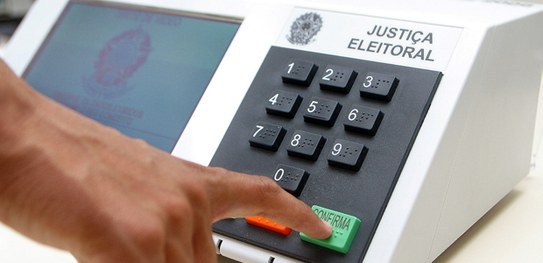 Polêmica do voto impresso divide opiniões em Marília