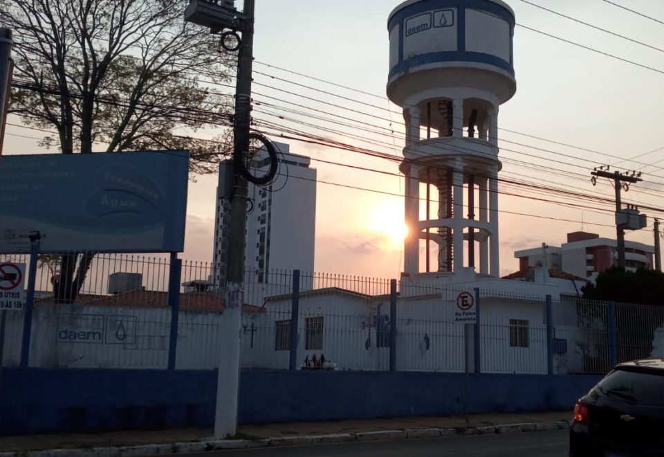 Frente fria traz chuva e baixa temperatura no fim de semana