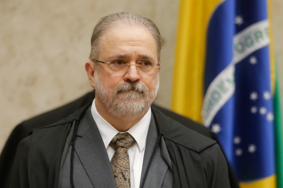 Aras dá parecer favorável ao orçamento secreto