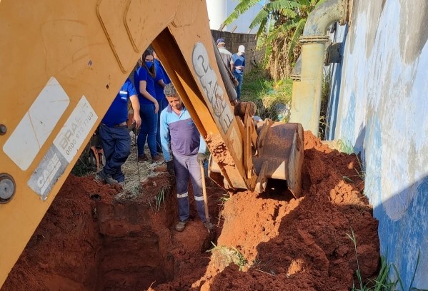 Quebra de peça pode prejudicar abastecimento na zona Sul