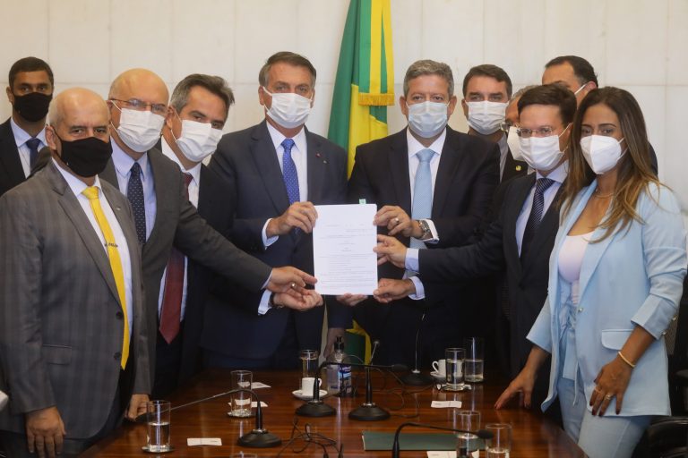 Governo publica MP do Programa Auxílio Brasil
