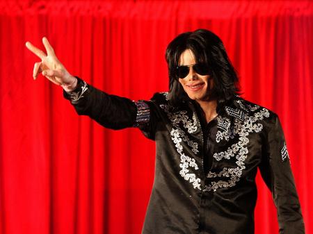 Michael Jackson poderá ter álbum póstumo, diz irmão do artista