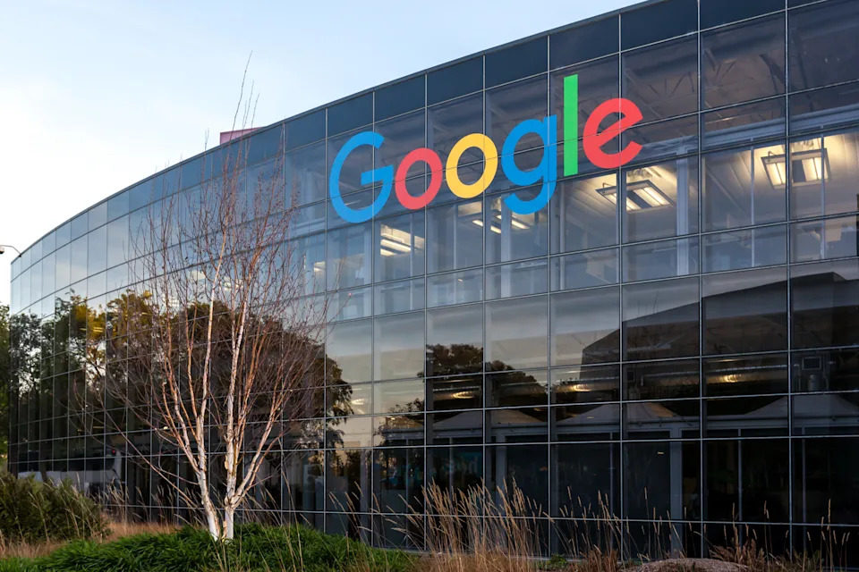 Empresa acusa Google e Apple de usar sua tecnologia