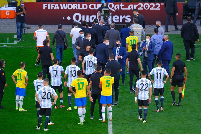 CBF envia defesa à Fifa sobre Brasil x Argentina suspenso