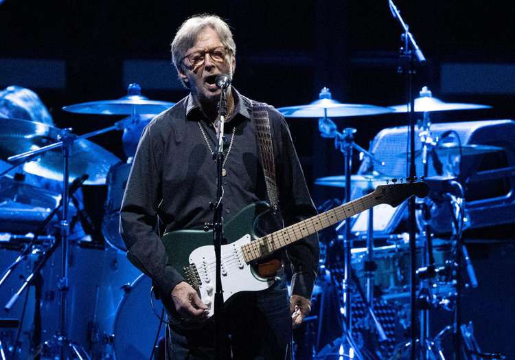 Eric Clapton lança canção que seria antivacina