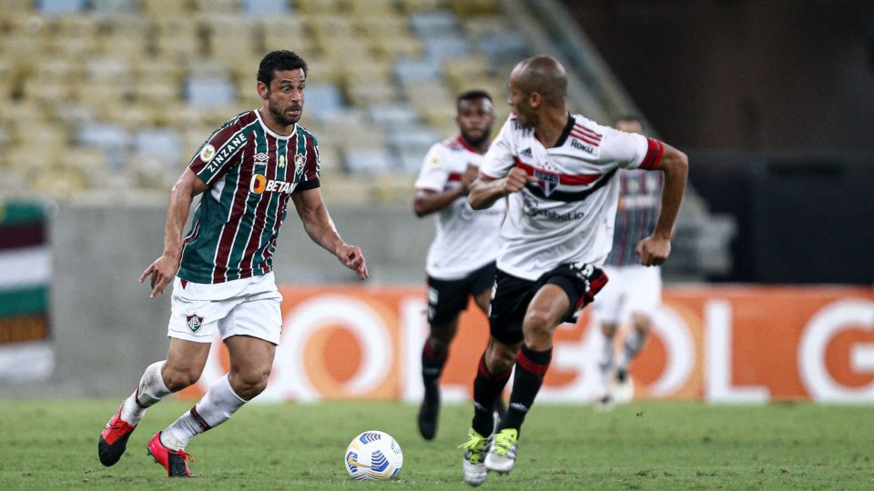 São Paulo perde para o Flu e fica perto do rebaixamento