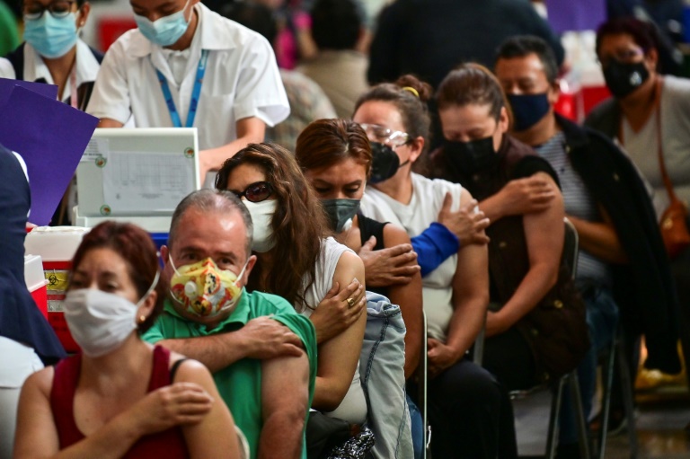 Brasil tem 62,98% de vacinados com ao menos uma dose