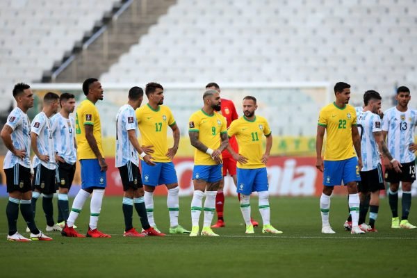 Globo usa filme para ocupar espaço do jogo do Brasil