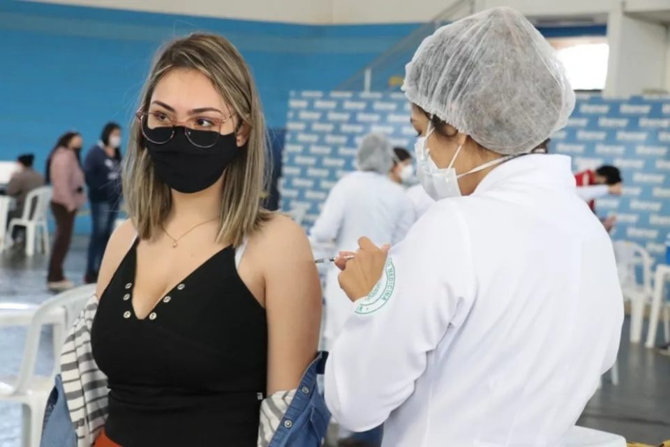 Marília mantém ações para vacinar menores de 18 anos, afirma Cássio